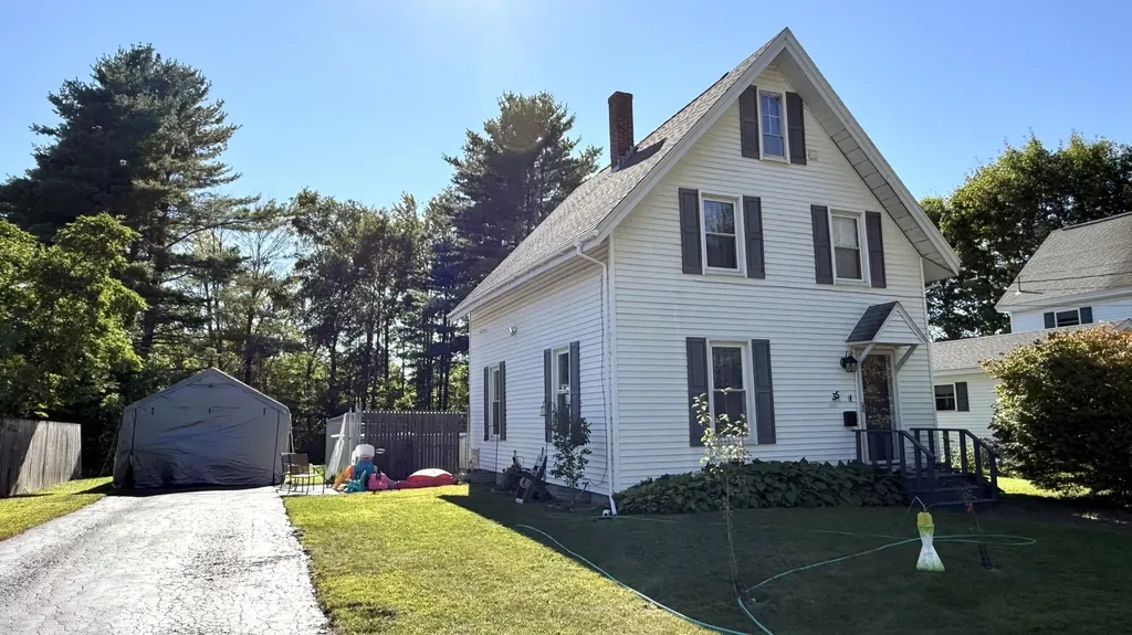 35 Silver Road Bangor ME 04401