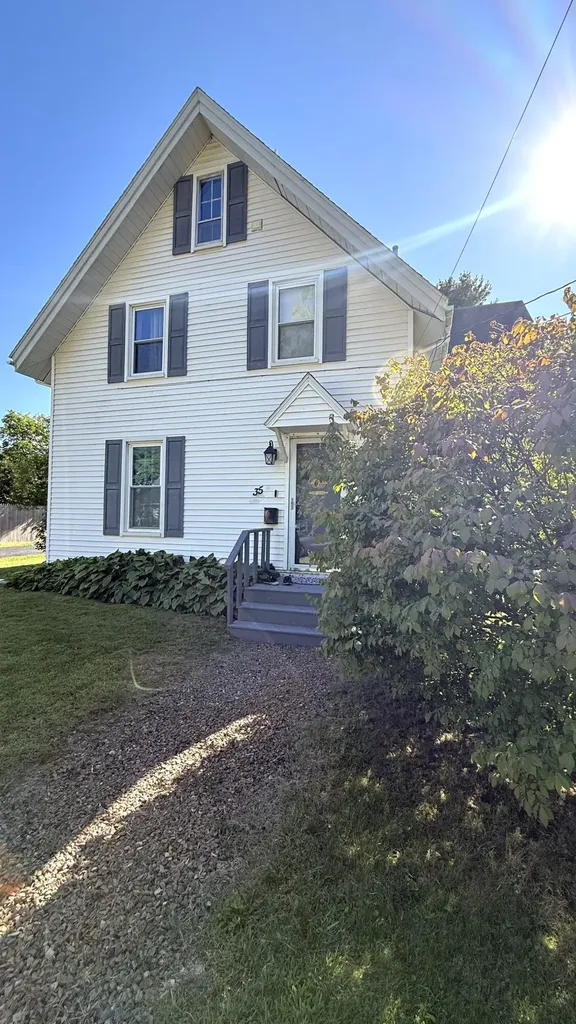 35 Silver Road Bangor ME 04401