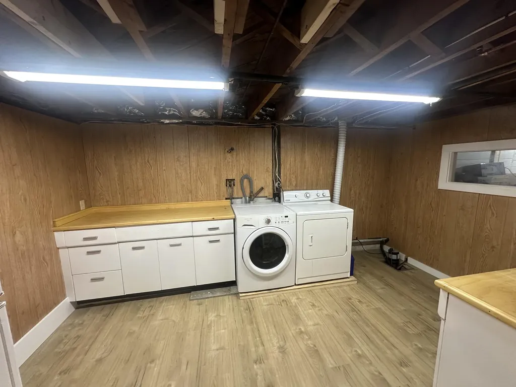 6 Colony Place Millinocket ME 04462