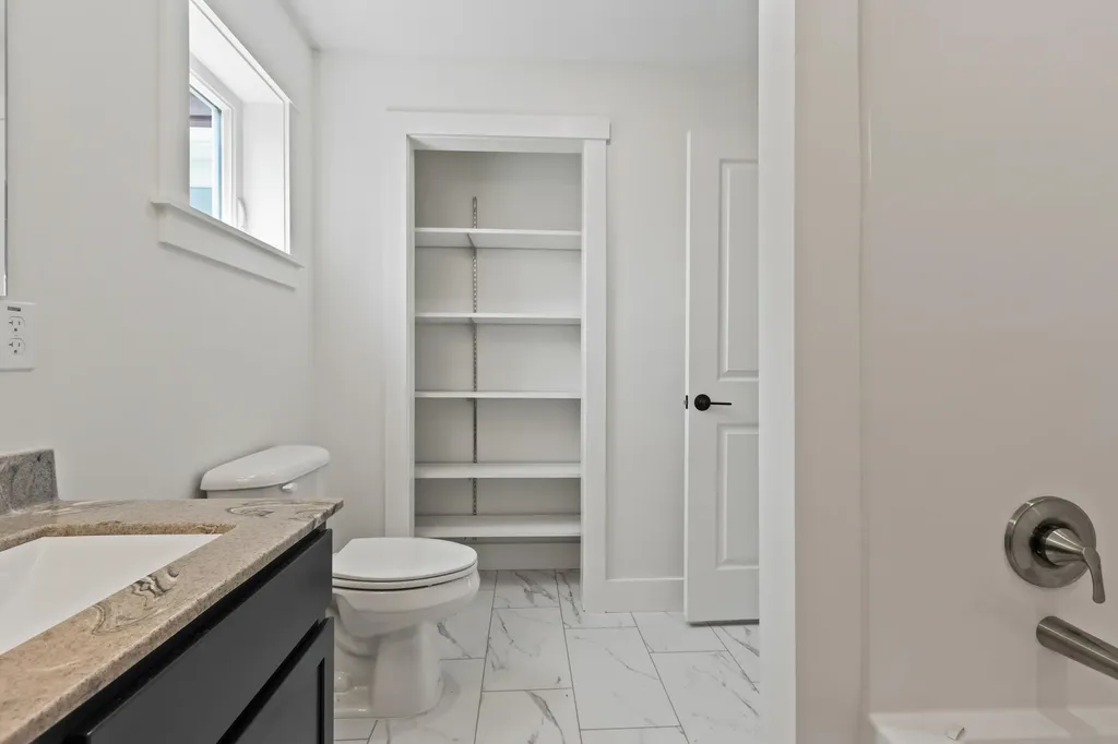 41 W Presumpscot Street Portland ME 04103