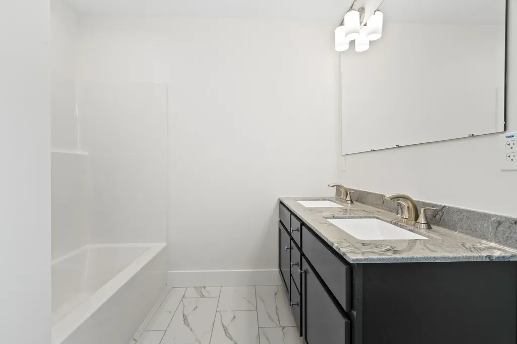 41 W Presumpscot Street Portland ME 04103