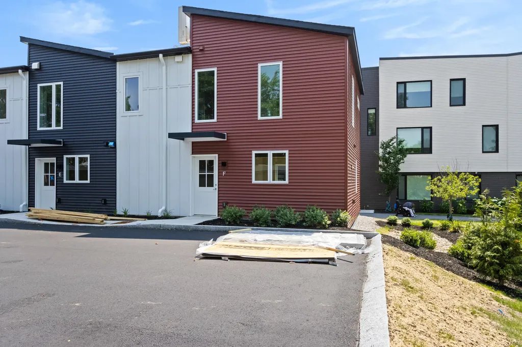 41 W Presumpscot Street Portland ME 04103