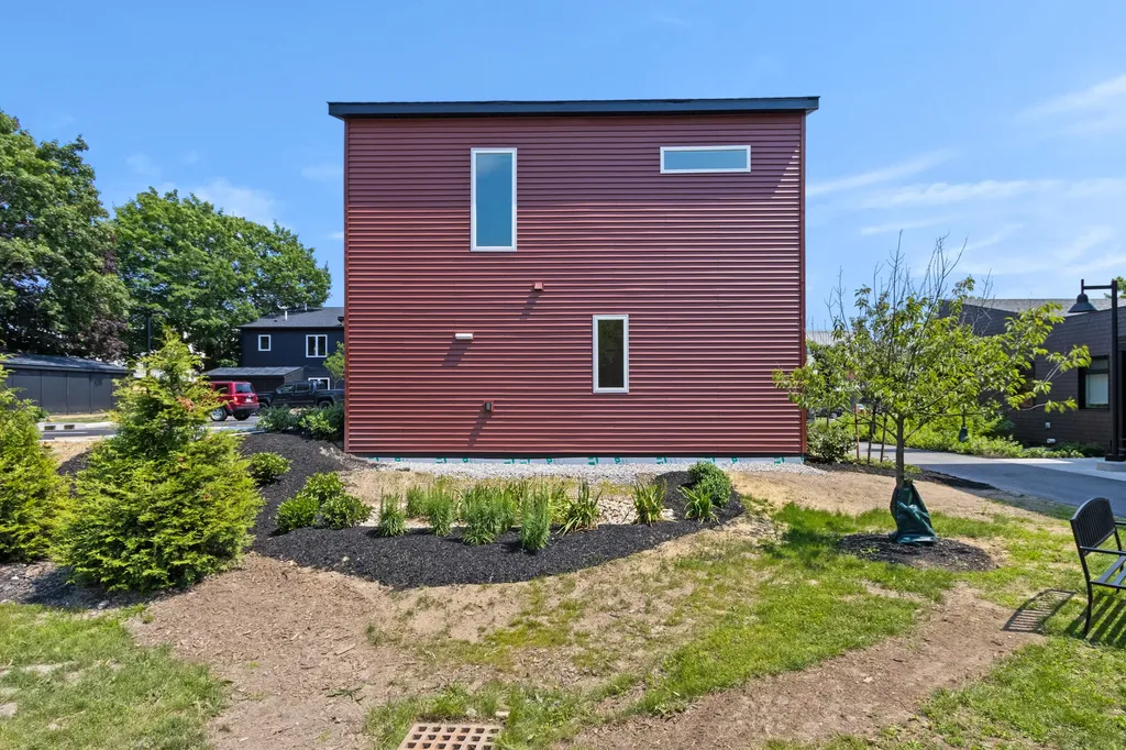 41 W Presumpscot Street Portland ME 04103