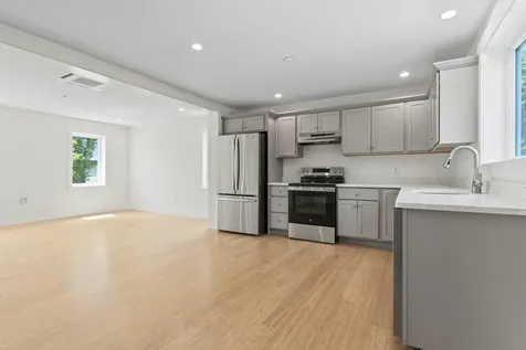 41 W Presumpscot Street Portland ME 04103