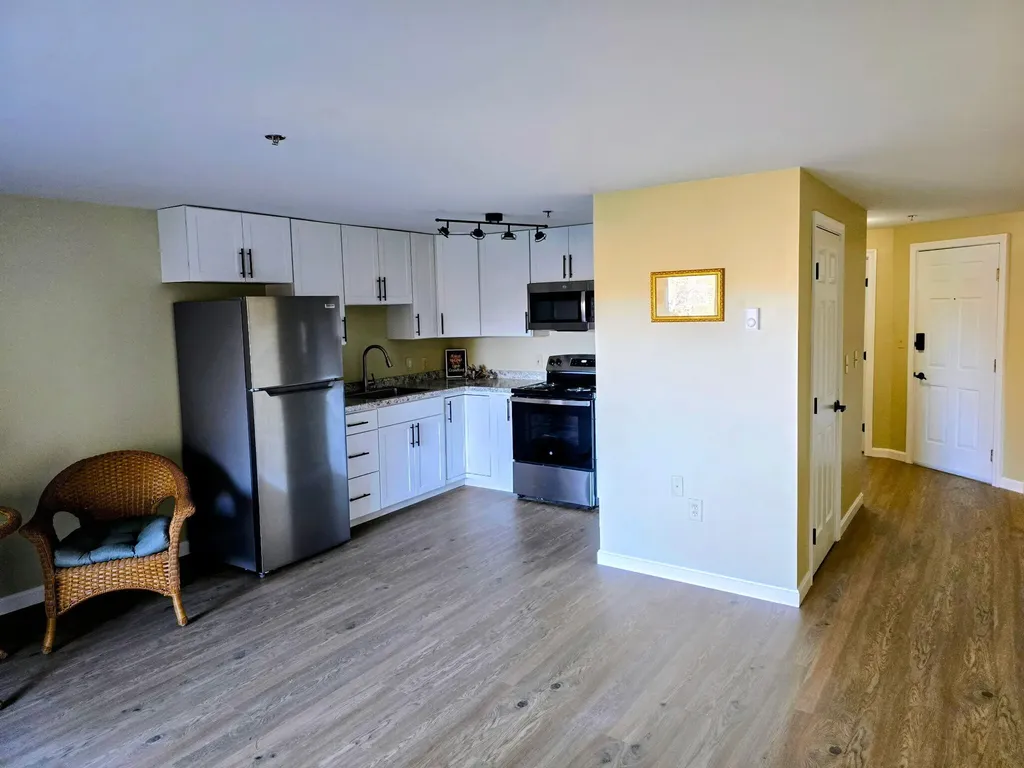 574 Main Street Damariscotta ME 04543