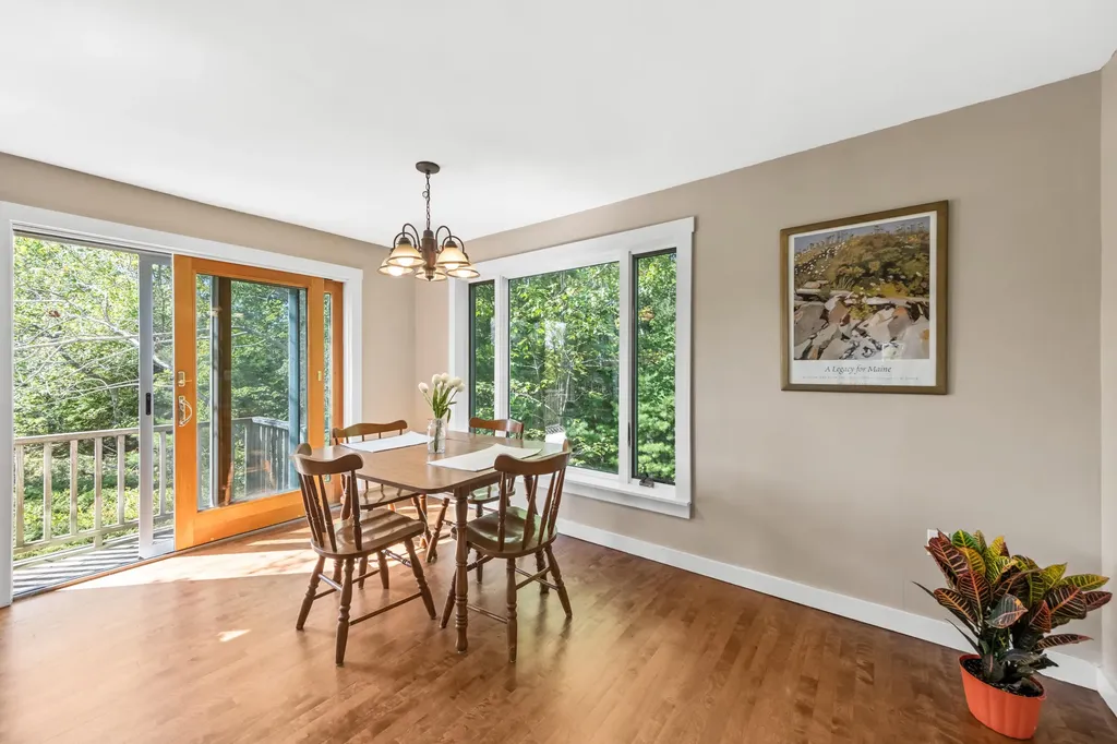 27 Rein Road Saint George ME 04859