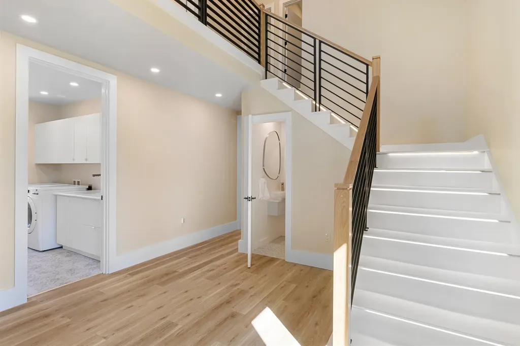 11 Iron Bluff Road Lincolnville ME 04849