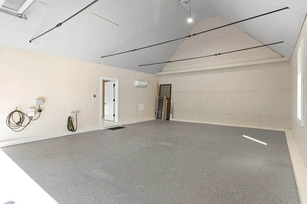 11 Iron Bluff Road Lincolnville ME 04849