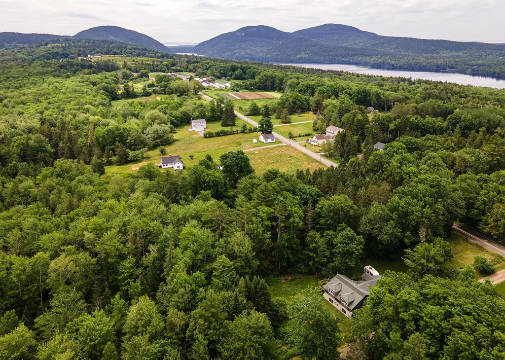 5 Pondfield Lane Mount Desert ME 04660