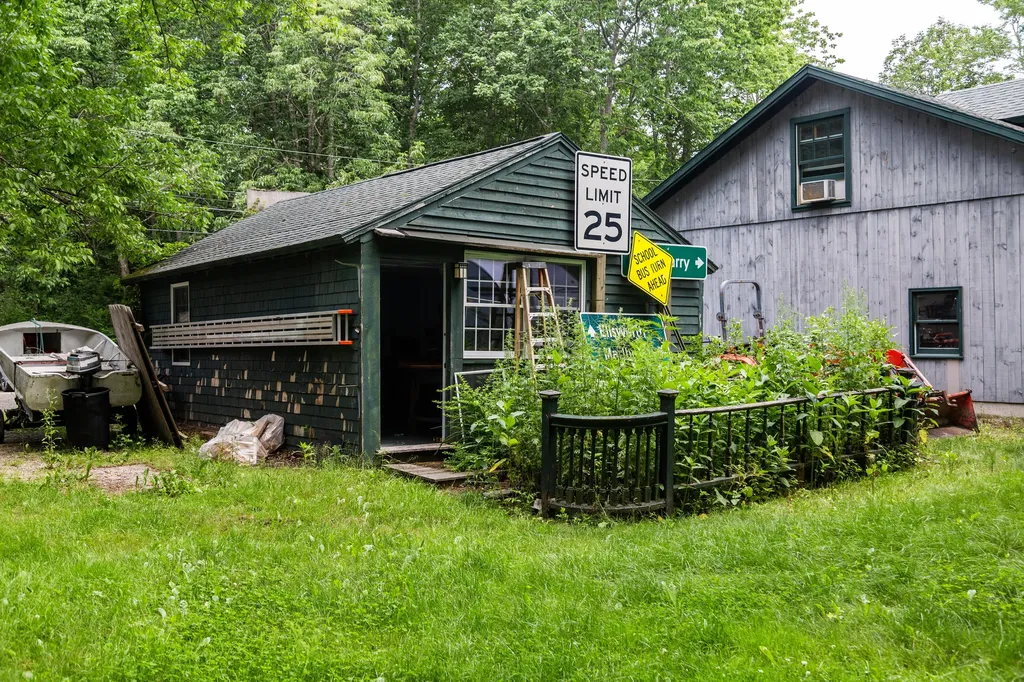 5 Pondfield Lane Mount Desert ME 04660