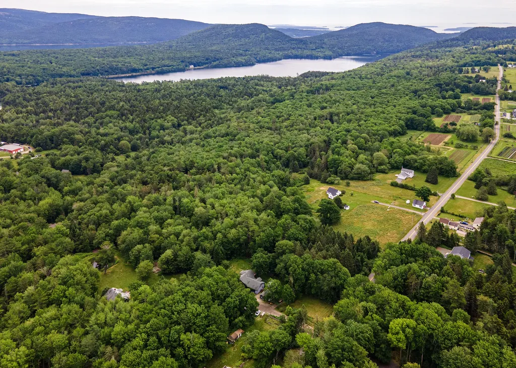 5 Pondfield Lane Mount Desert ME 04660