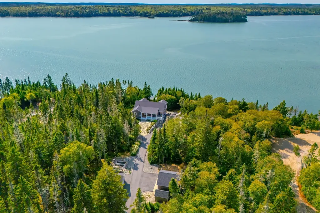 525 Yoho Head Road Machiasport ME 04655