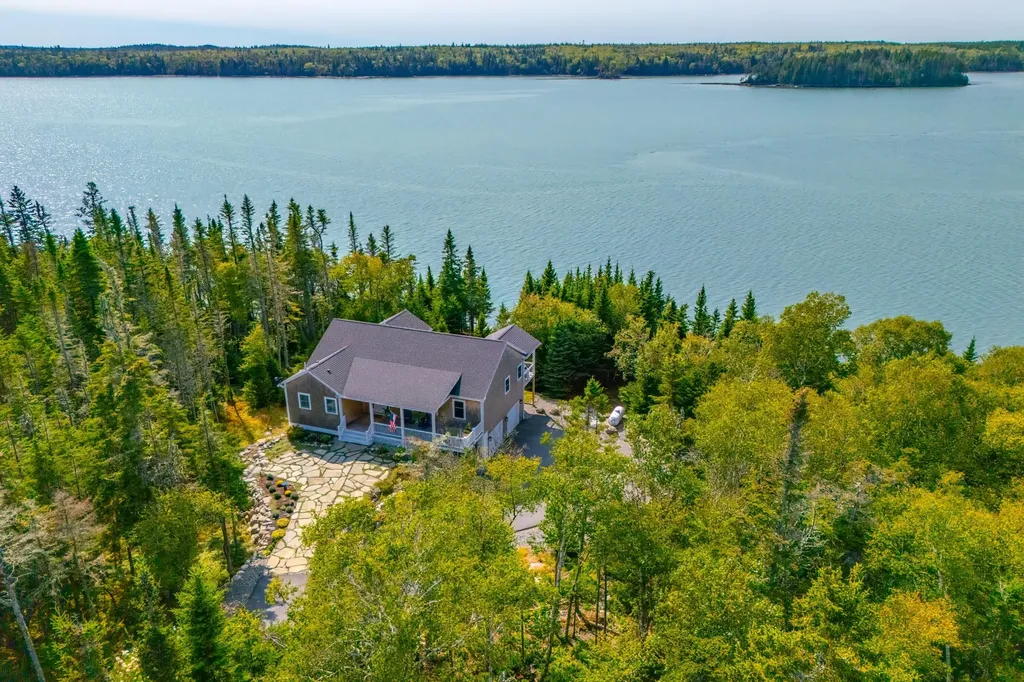 525 Yoho Head Road Machiasport ME 04655