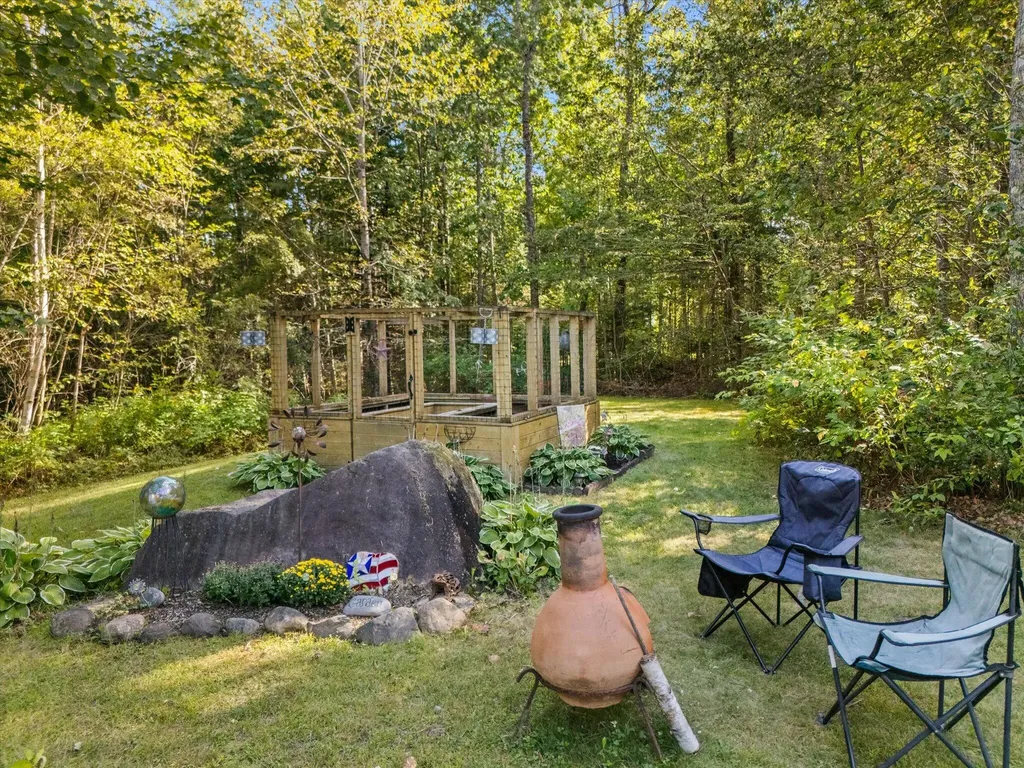 79 Libbey Lane Glenburn ME 04401