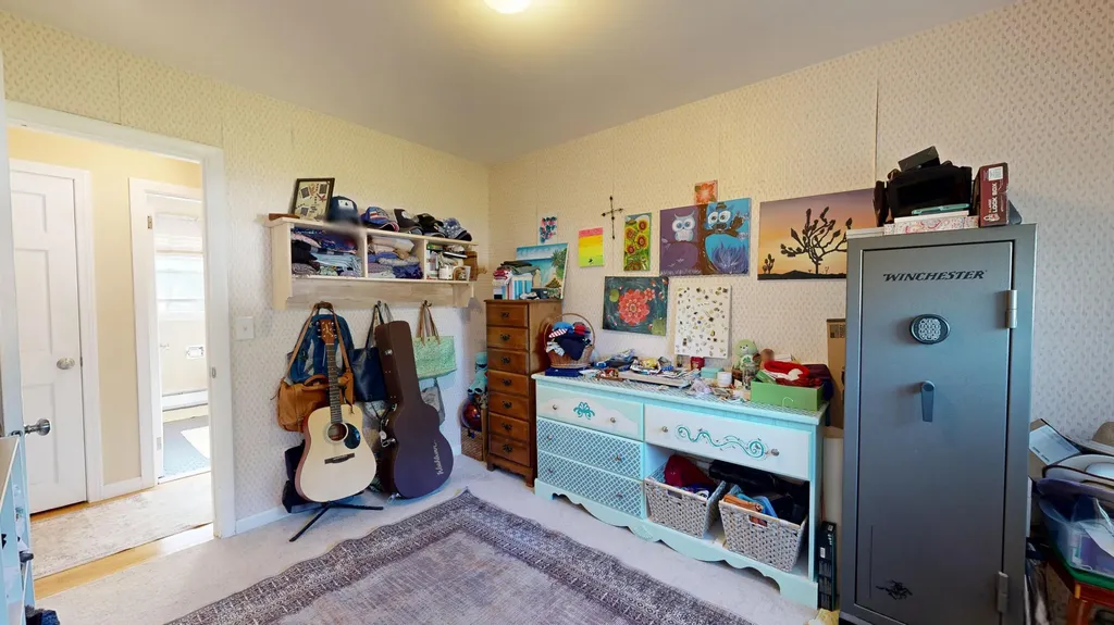 112 Poland Road Auburn ME 04210
