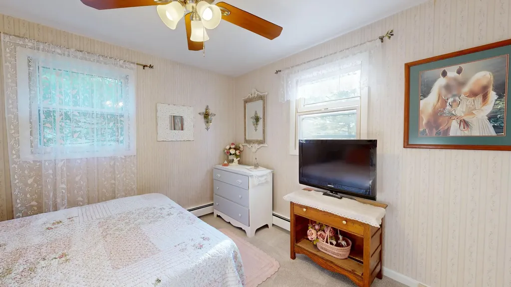 112 Poland Road Auburn ME 04210