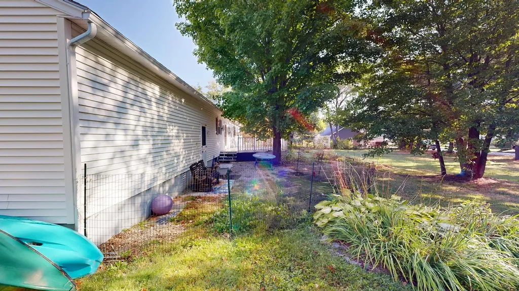 112 Poland Road Auburn ME 04210