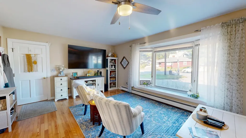 112 Poland Road Auburn ME 04210