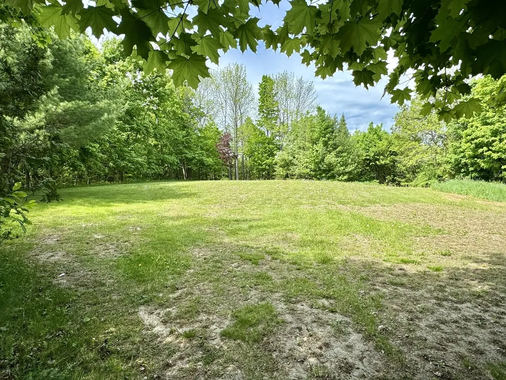 15 Whitney Street Calais ME 04619