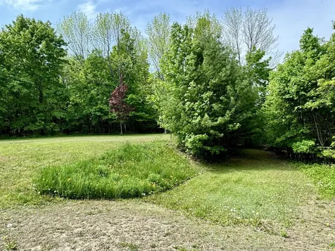 15 Whitney Street Calais ME 04619