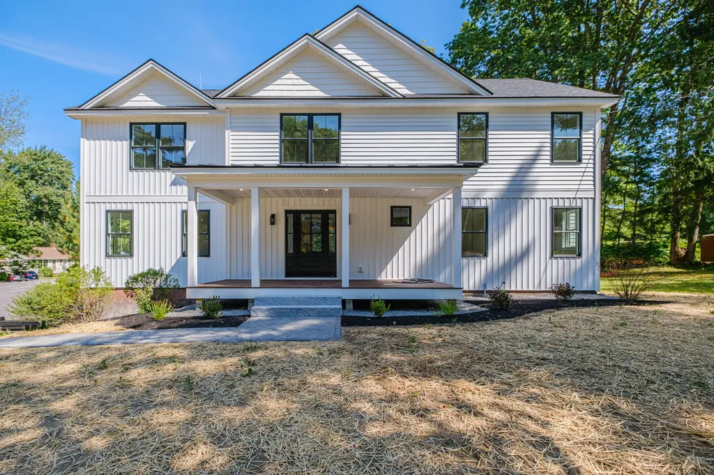 23 Sylvan Road Scarborough ME 04074