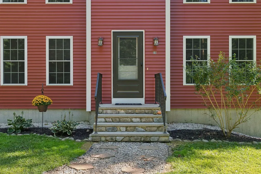 15 Pemberly Drive Windham ME 04062