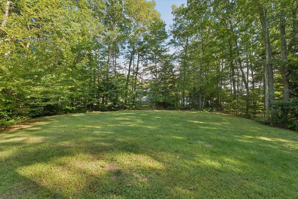 15 Pemberly Drive Windham ME 04062