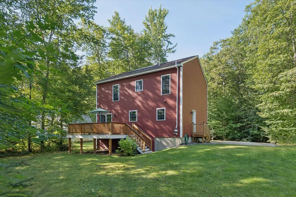 15 Pemberly Drive Windham ME 04062