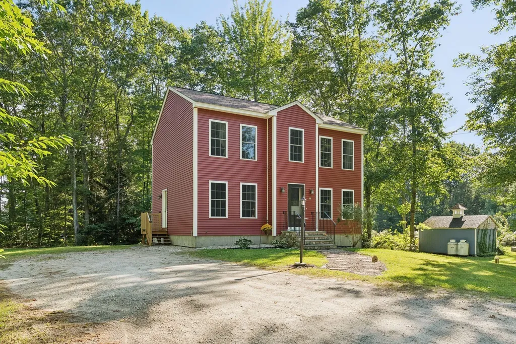 15 Pemberly Drive Windham ME 04062