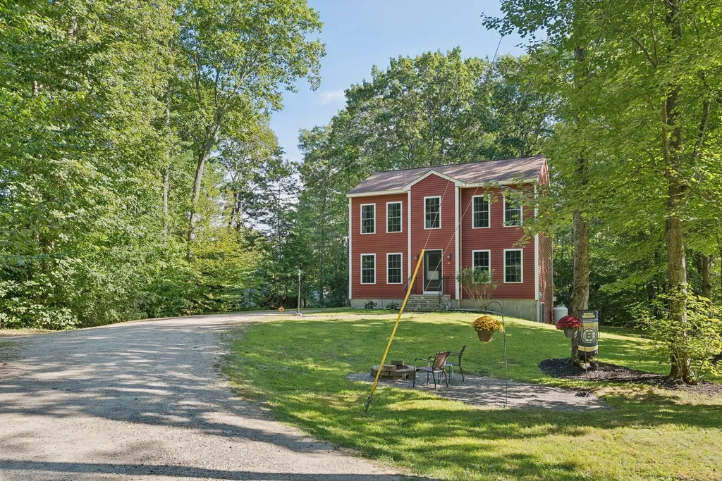 15 Pemberly Drive Windham ME 04062