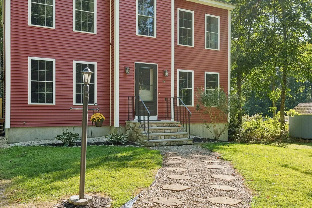 15 Pemberly Drive Windham ME 04062