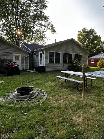 10 Sheridan Street Newport ME 04953