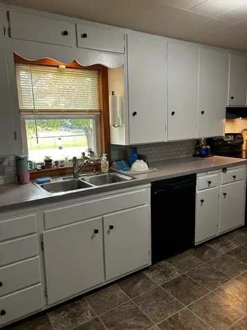 10 Sheridan Street Newport ME 04953