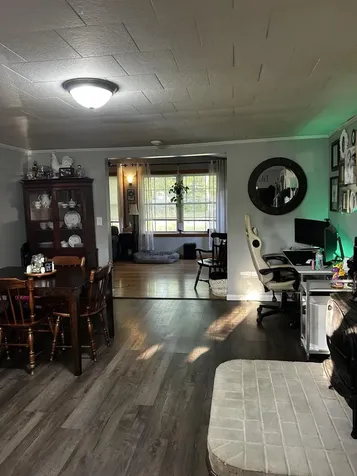 10 Sheridan Street Newport ME 04953