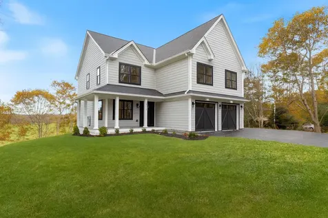 1010 Sawyer Road Cape Elizabeth ME 04107
