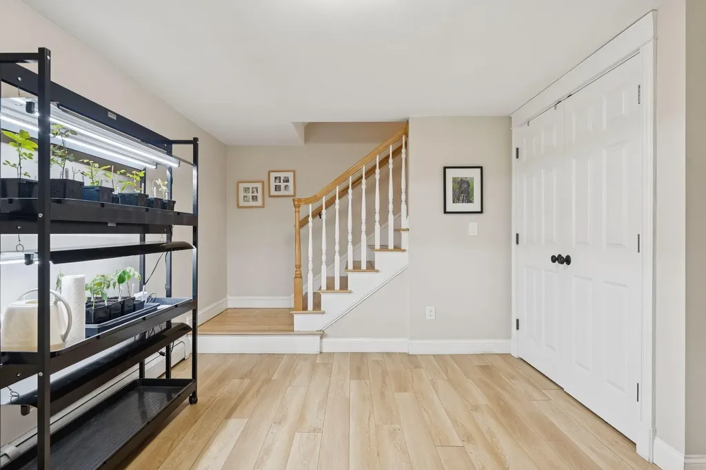 9 Rossi Lane North Yarmouth ME 04097