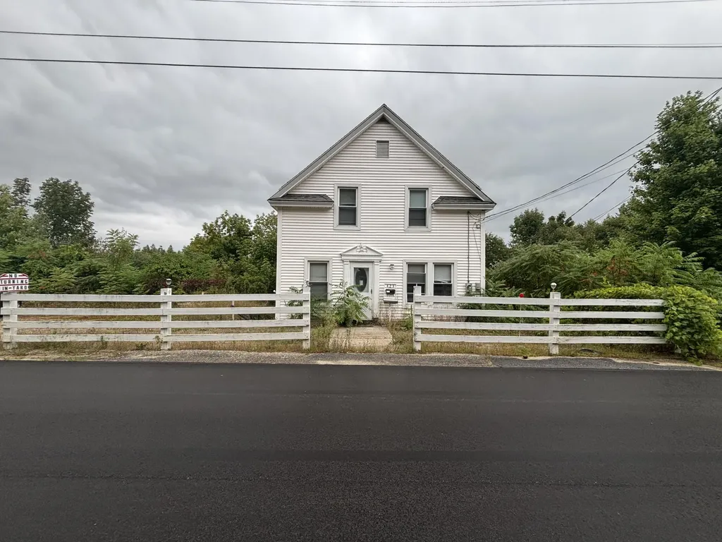 423 High Street Rumford ME 04276