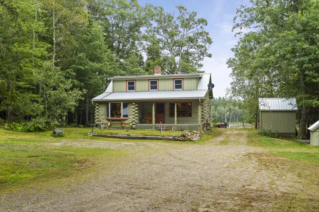 27 Doggett Road Westport Island ME 04578