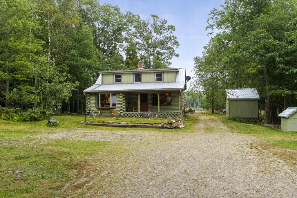 27 Doggett Road Westport Island ME 04578