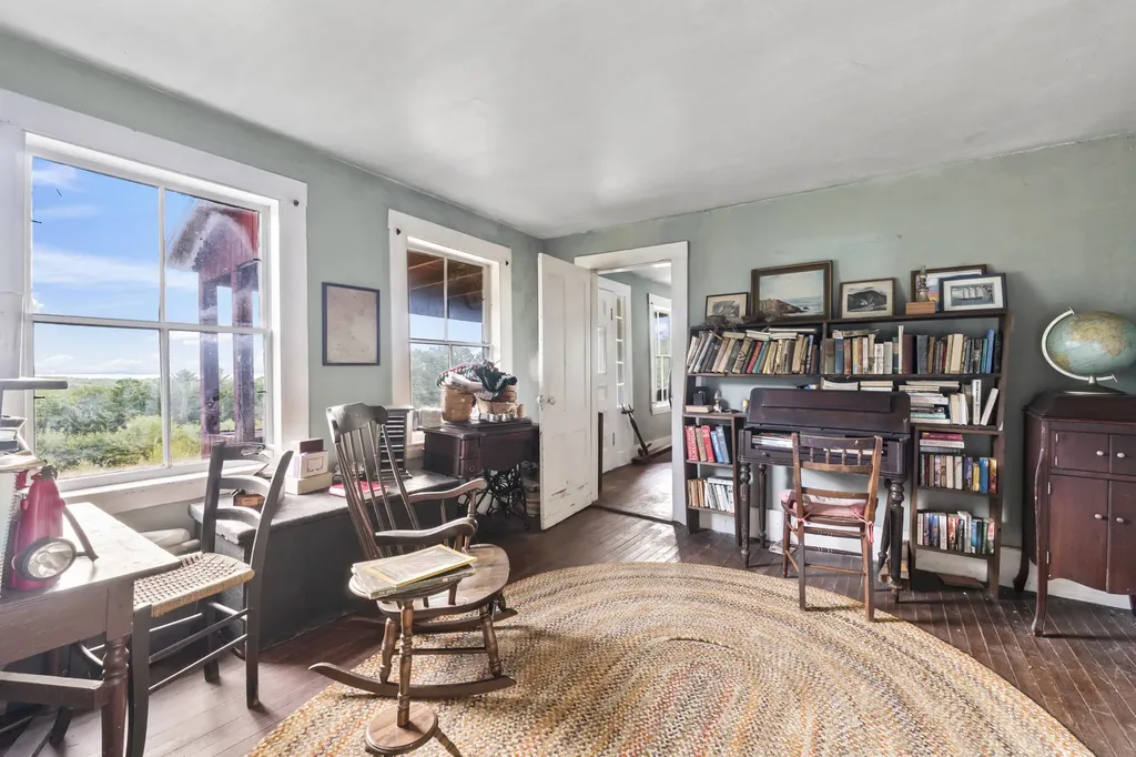 48 Winston Road Baldwin ME 04024