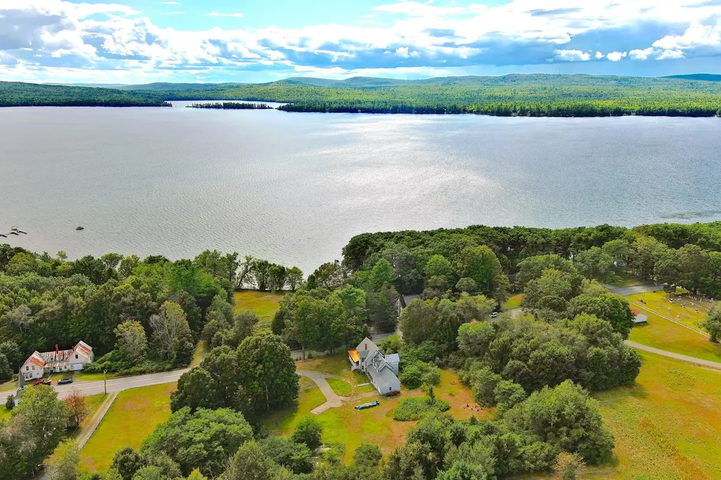39 Lake View Drive Smithfield ME 04978