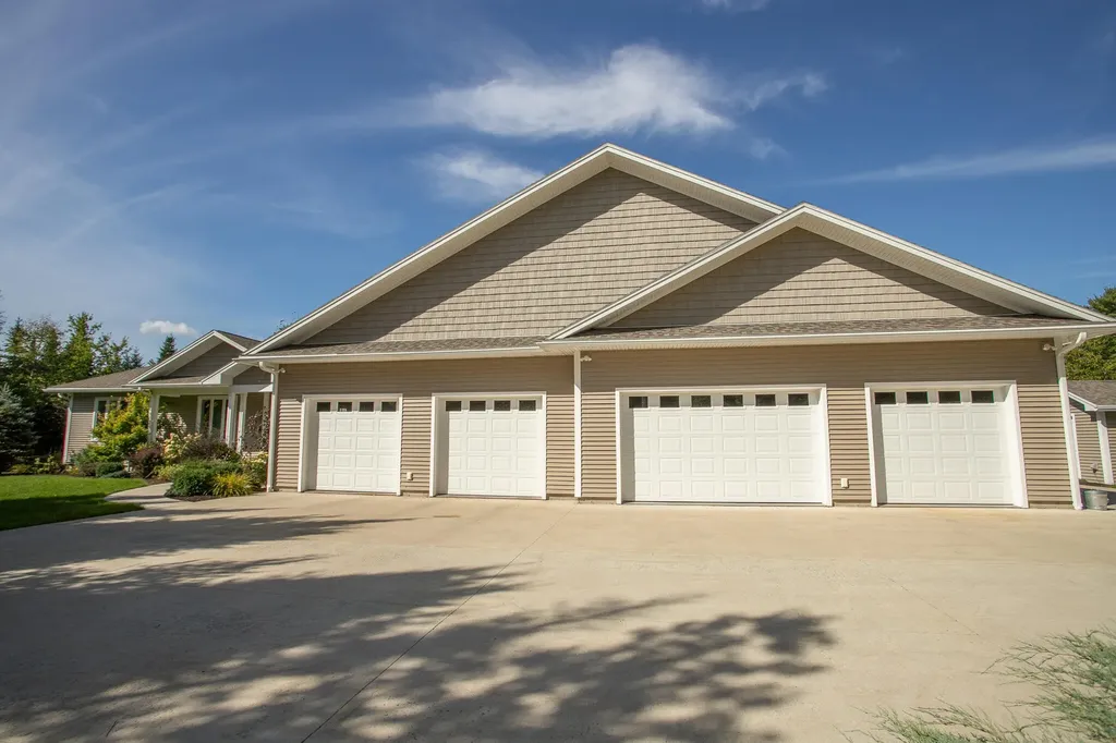 171 Skyline Road Bangor ME 04401