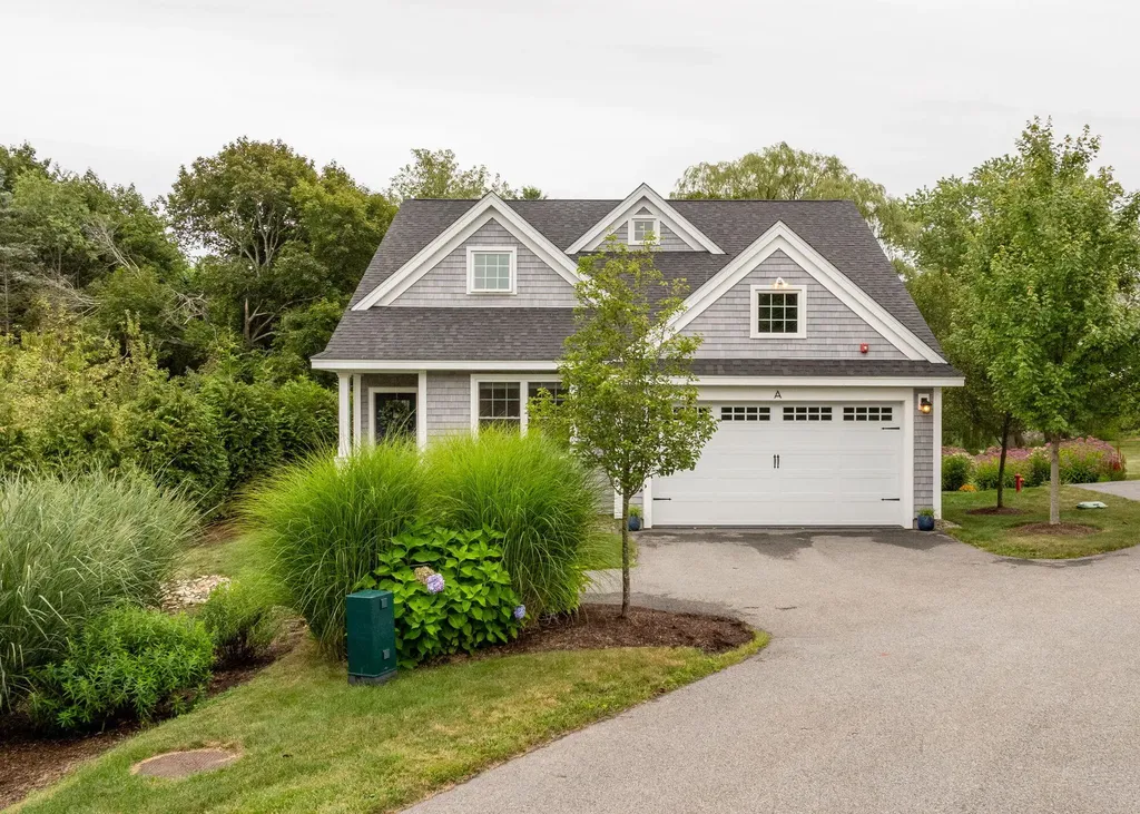 996 Maplewood Avenue Portsmouth NH 03801