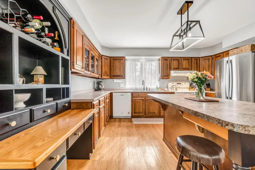 37 Sherbrooke Avenue Lewiston ME 04240
