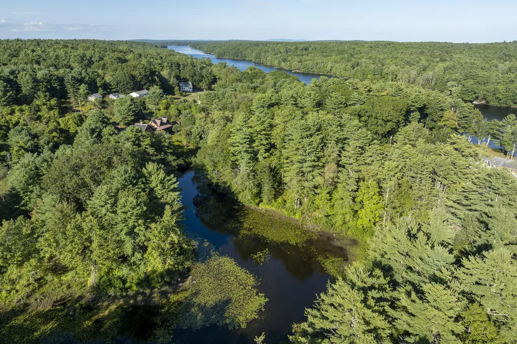 003-D Lakeview Drive Bristol ME 04539