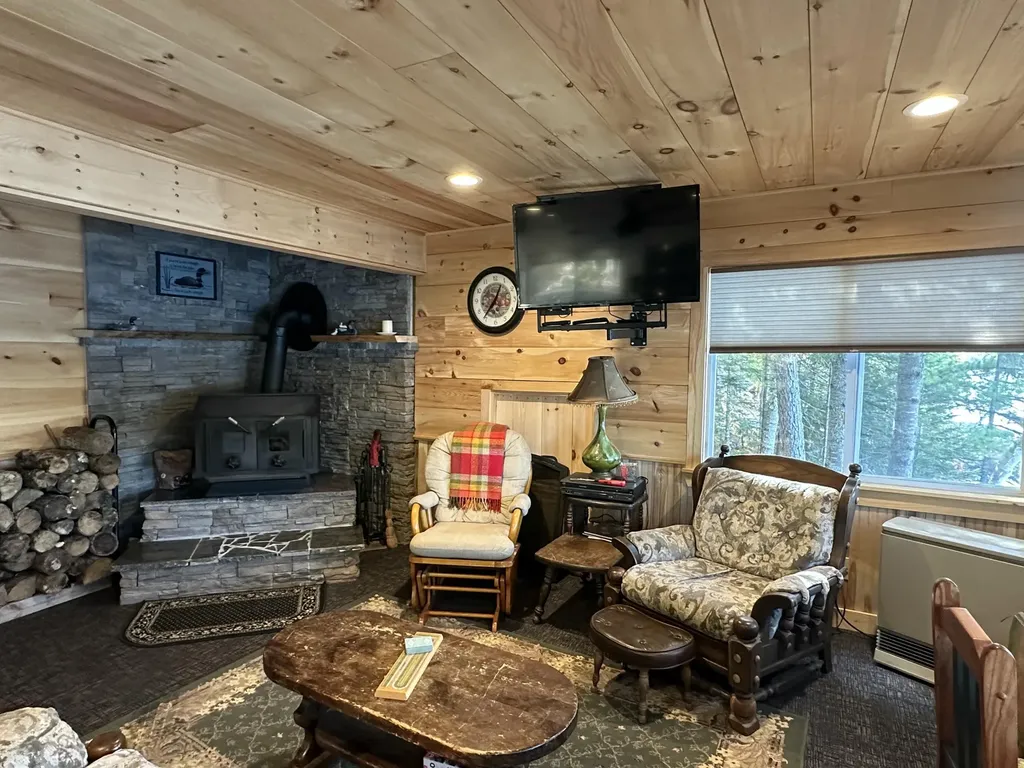 105 South Shore Road Linneus ME 04730