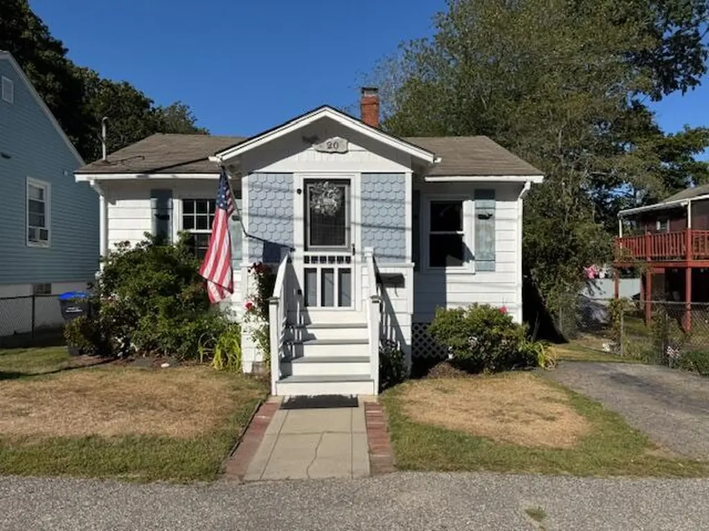 20 Carll Avenue Old Orchard Beach ME 04064
