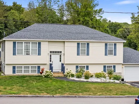 52 Mechanic Street Winterport ME 04496
