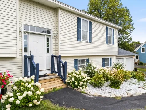 52 Mechanic Street Winterport ME 04496