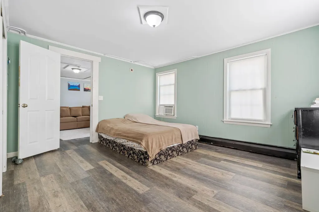 84 Pike Street Biddeford ME 04005
